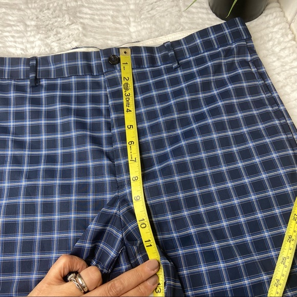 Greg Norman Fairway Blue Plaid Golf Shorts 32 - Picture 4 of 8